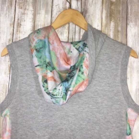 RBX Grey Muscle Tee With A Hood - Picture 4 of 5